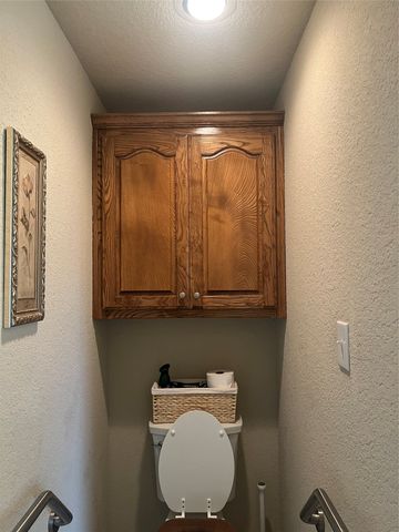 312 W Mcafee Drive, Mabank, TX 75147