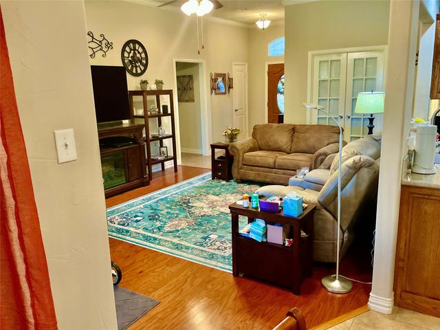 312 W Mcafee Drive, Mabank, TX 75147