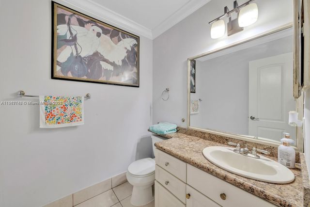 815 NW 126th Ct, Miami, FL 33182