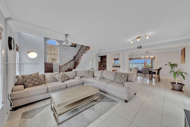 815 NW 126th Ct, Miami, FL 33182