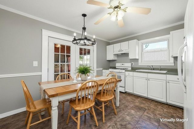 1419 S Durant Street, Alvin, TX 77511