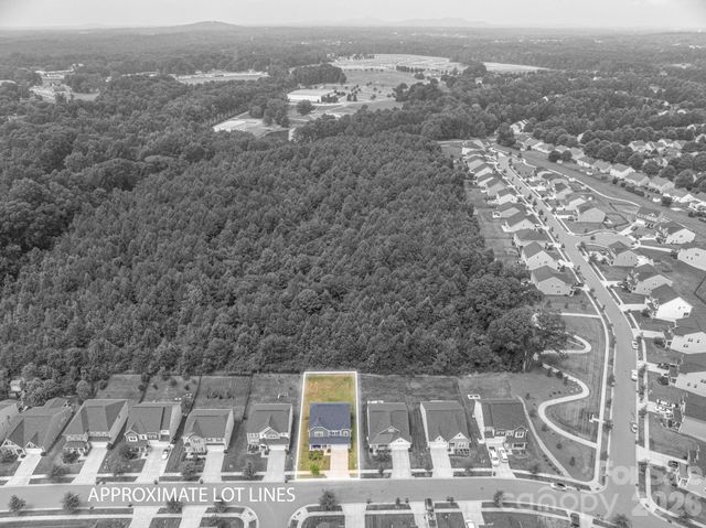 2643 Swamp Chestnut Oak Drive, Gastonia, NC 28056