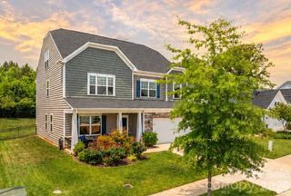 2643 Swamp Chestnut Oak Drive, Gastonia, NC 28056