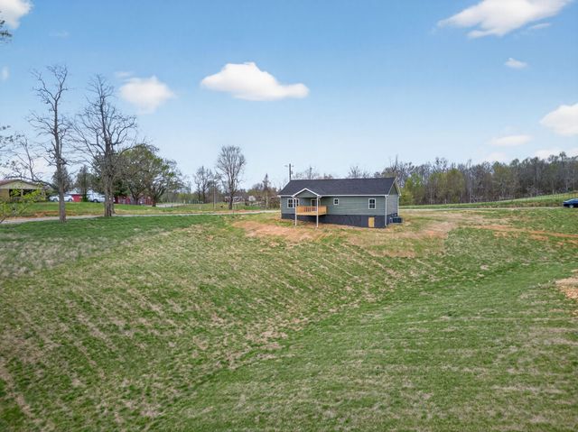 282 Dyer Ridge Rd, Baxter, TN 38544