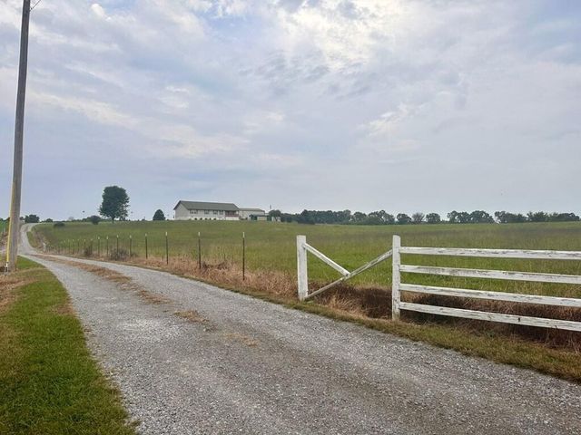 12343 Griffith Road, Pikeville, TN 37367