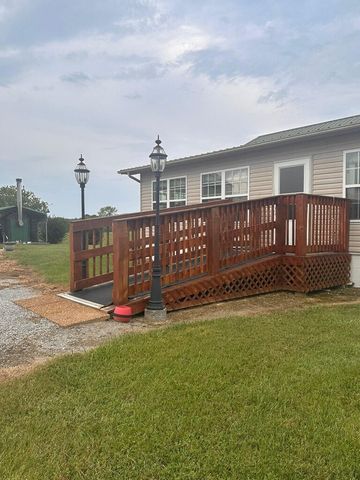 12343 Griffith Road, Pikeville, TN 37367