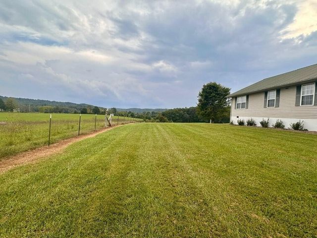 12343 Griffith Road, Pikeville, TN 37367