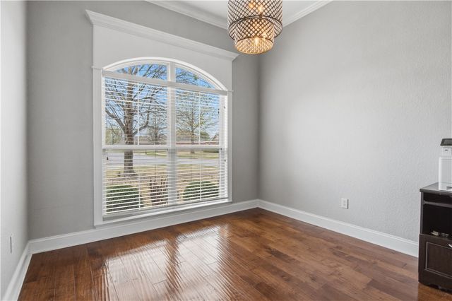 3907 W Mountain View Drive, Fayetteville, AR 72704