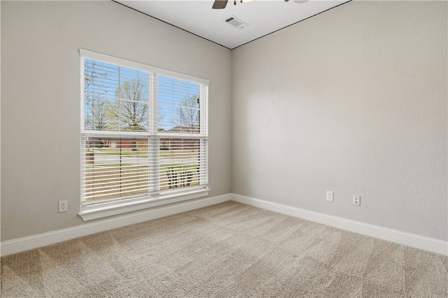 3907 W Mountain View Drive, Fayetteville, AR 72704