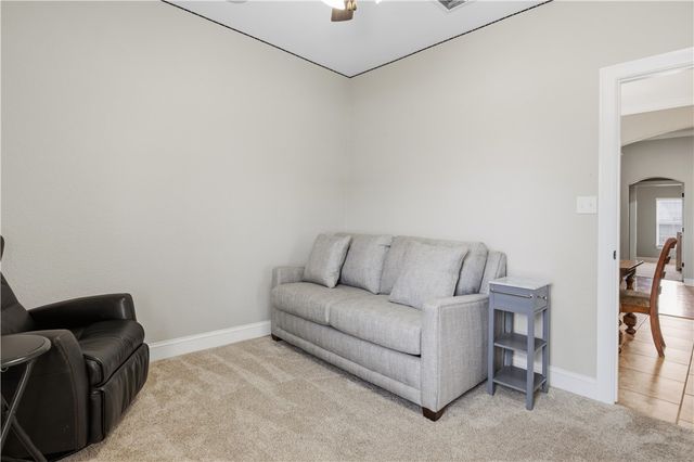 3907 W Mountain View Drive, Fayetteville, AR 72704