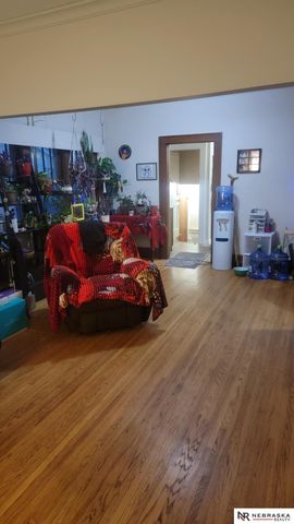 1627 S 9th Street, Lincoln, NE 68502