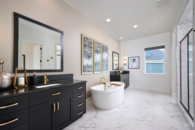 3370 N Del Sol Way, Star, ID 83669