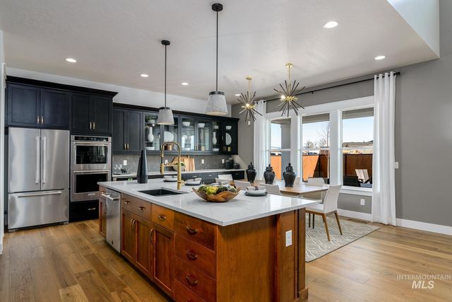 3370 N Del Sol Way, Star, ID 83669