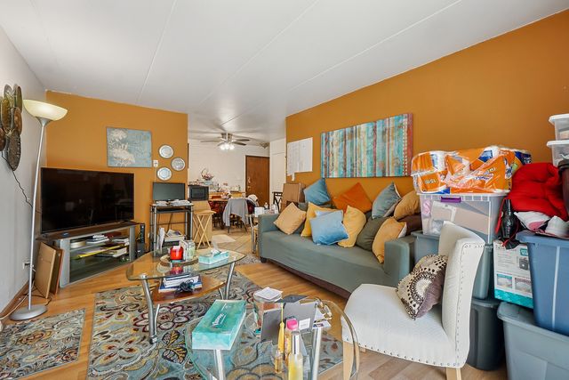 7443 Washington Street 307, Forest Park, IL 60130