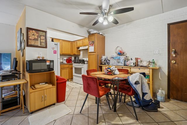 7443 Washington Street 307, Forest Park, IL 60130