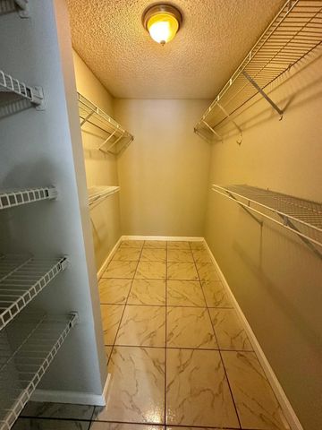 4158 Inverrary Drive 202, Lauderhill, FL 33319