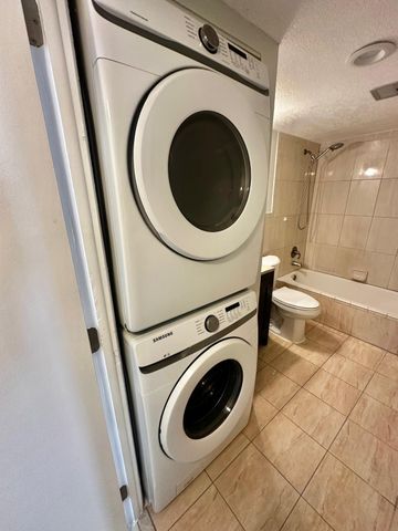 4158 Inverrary Drive 202, Lauderhill, FL 33319