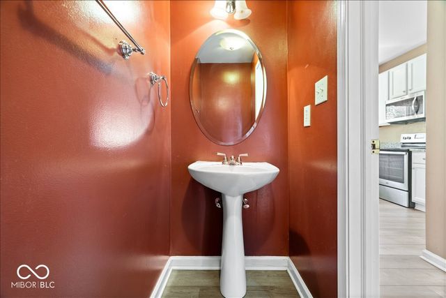 9932 Parkshore Drive, Fishers, IN 46038