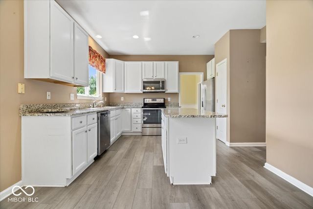 9932 Parkshore Drive, Fishers, IN 46038