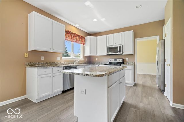 9932 Parkshore Drive, Fishers, IN 46038