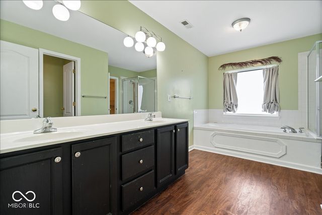 9932 Parkshore Drive, Fishers, IN 46038