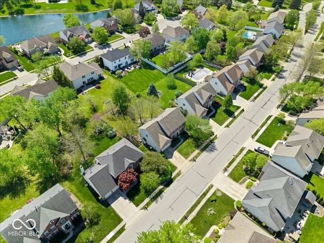 9932 Parkshore Drive, Fishers, IN 46038