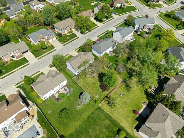 9932 Parkshore Drive, Fishers, IN 46038