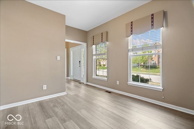 9932 Parkshore Drive, Fishers, IN 46038