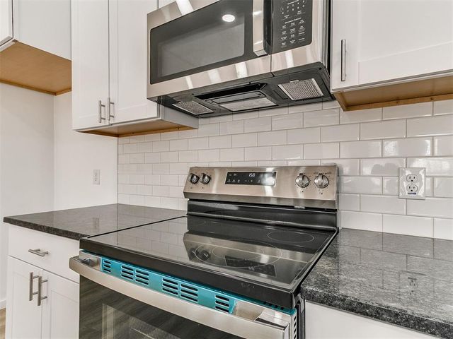 624 E Harrison Avenue, Guthrie, OK 73044