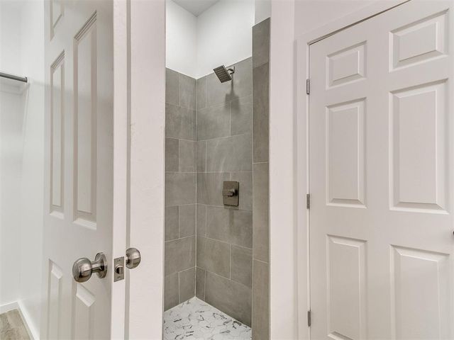 624 E Harrison Avenue, Guthrie, OK 73044