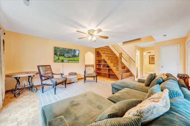112 Shawsville Pike NE, Check, VA 24072