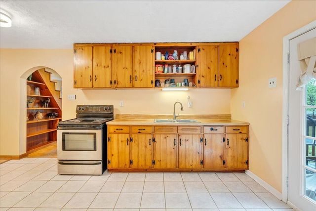 112 Shawsville Pike NE, Check, VA 24072
