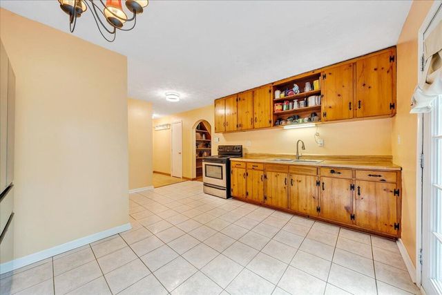 112 Shawsville Pike NE, Check, VA 24072