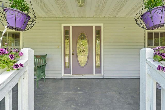 112 Shawsville Pike NE, Check, VA 24072