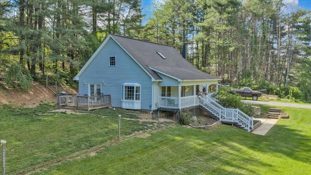 112 Shawsville Pike NE, Check, VA 24072