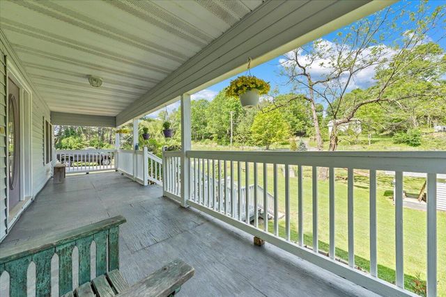 112 Shawsville Pike NE, Check, VA 24072