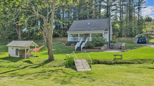 112 Shawsville Pike NE, Check, VA 24072