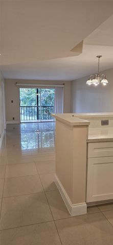 8000 S Colony Circle 309, Tamarac, FL 33321