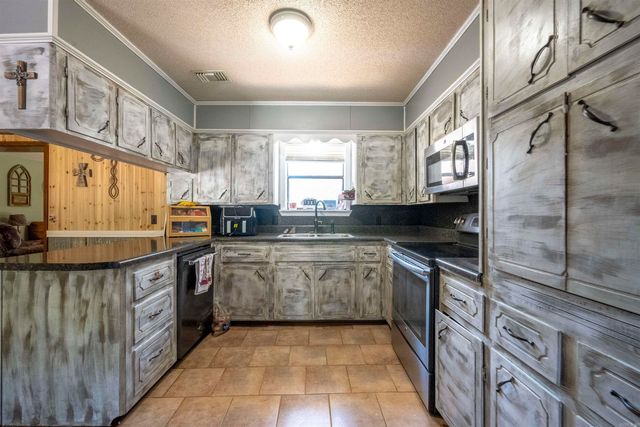 749 Molly Lane, Newark, AR 72562