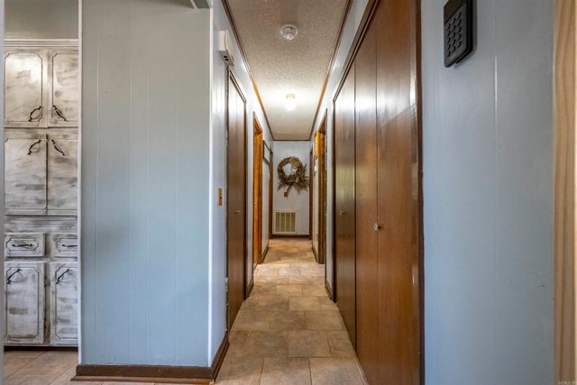 749 Molly Lane, Newark, AR 72562