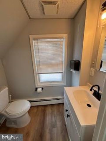 204 WHITE HORSE PIKE, Haddon Heights, NJ 08035