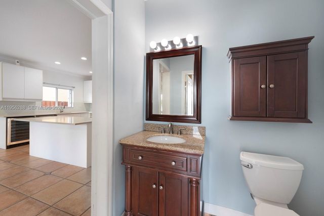 13116 SW 136th Ter, Miami, FL 33186