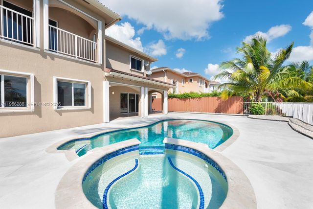 13116 SW 136th Ter, Miami, FL 33186