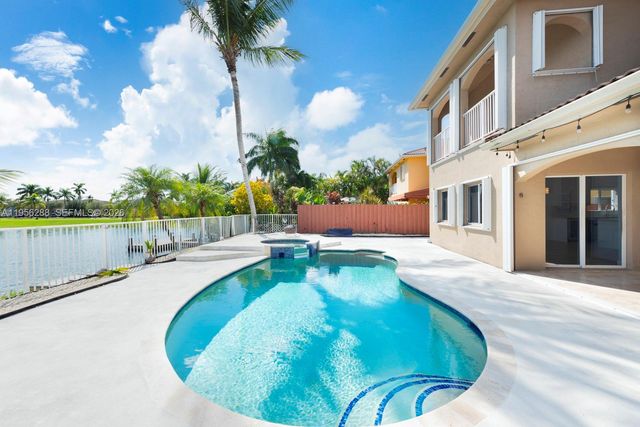 13116 SW 136th Ter, Miami, FL 33186