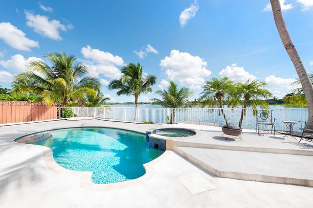 13116 SW 136th Ter, Miami, FL 33186