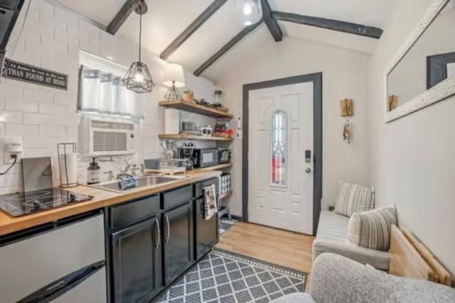 2013 Bedford Ct, Weatherford, TX 76087