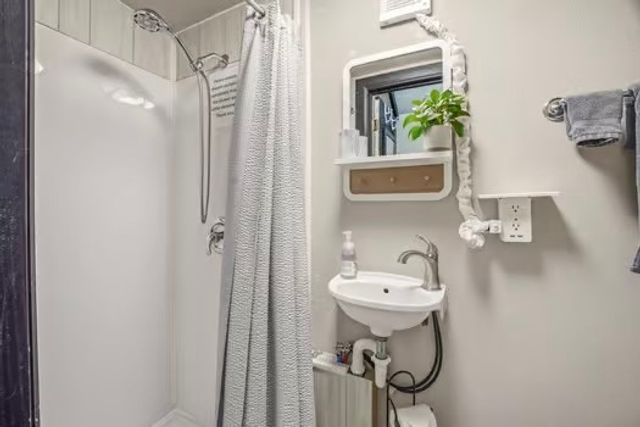 2013 Bedford Ct, Weatherford, TX 76087