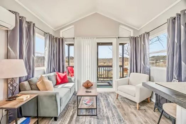 2013 Bedford Ct, Weatherford, TX 76087