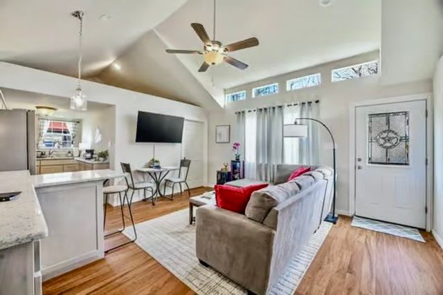 2013 Bedford Ct, Weatherford, TX 76087