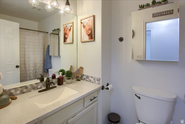 6242 W 5950 S, Hooper, UT 84315